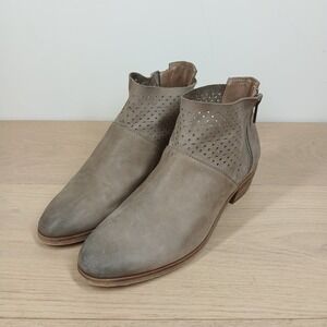 Hinge Ankle Boots Womens 7.5 Taupe Leather Perforated Zip Western Boho